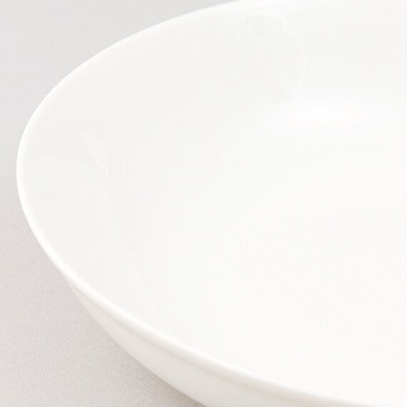 Exquisite White Porcelain Deep Plate